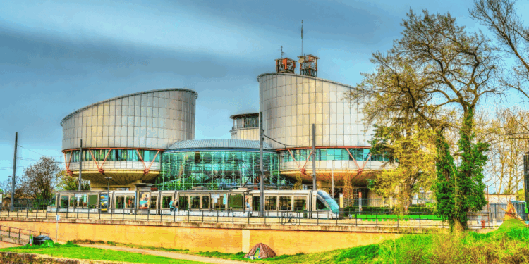 Cour Européenne des Droits de l'Homme 3